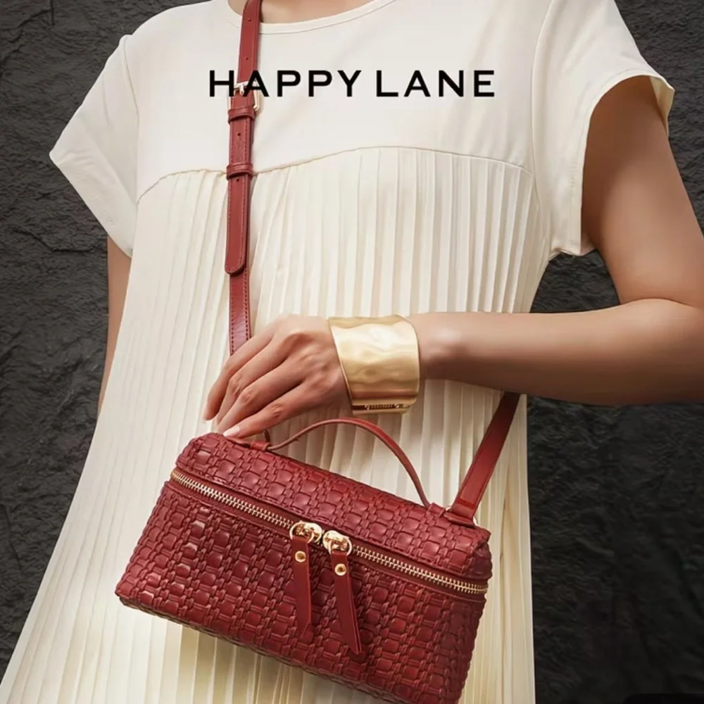 Happy Lane Burgundy Woven Box Bag Top Handle Crossbody NIP - Picture 11 of 13